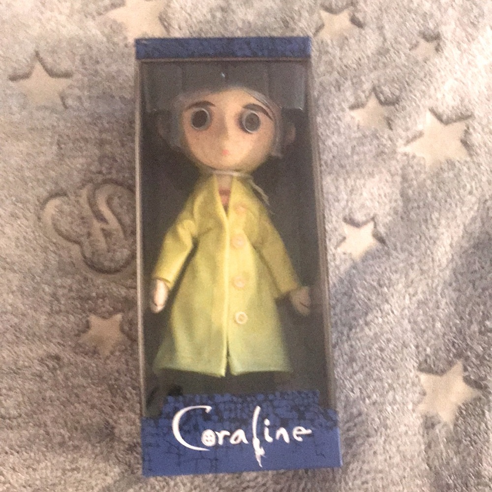 Coralline doll in great shape